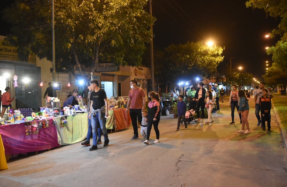 El sábado llega “La noche de Comercial Oeste”
