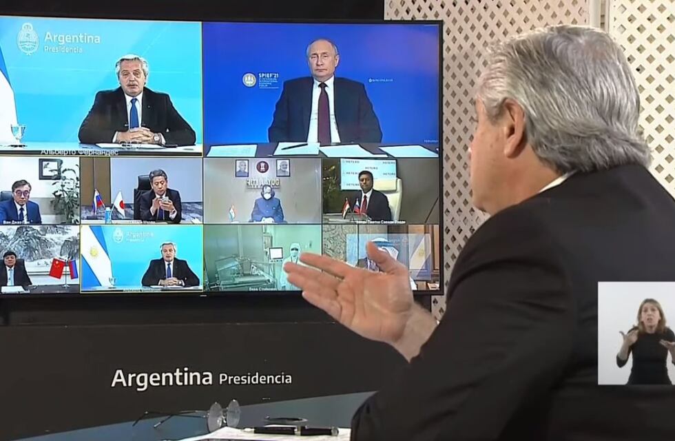 Alberto Fernández protagonizó un blooper en un Zoom con Vladimir Putin: “En Corea está lleno de peronistas”
